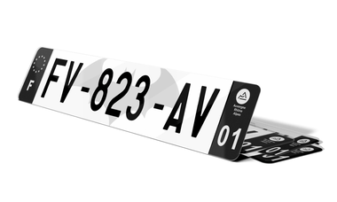 Plaque immatriculation noire fond logo Batman