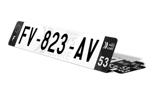 Plaque d'immatriculation noire fond logo Mayenne