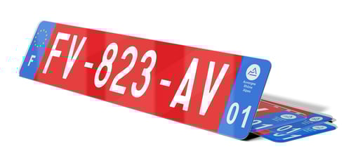 Plaque immatriculation voiture rouge