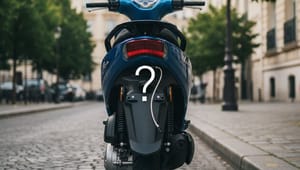 Plaque trottinette électrique : faut-il en mettre une ?