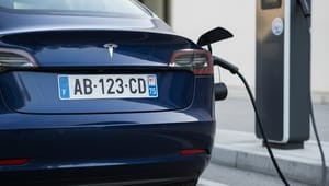 Plaque pour véhicule électrique : des spécificités à connaître ?