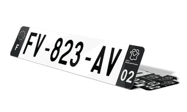 Plaque d'immatriculations noires Aisne 2