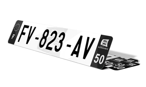 Plaque d'immatriculation noire fond logo Manche